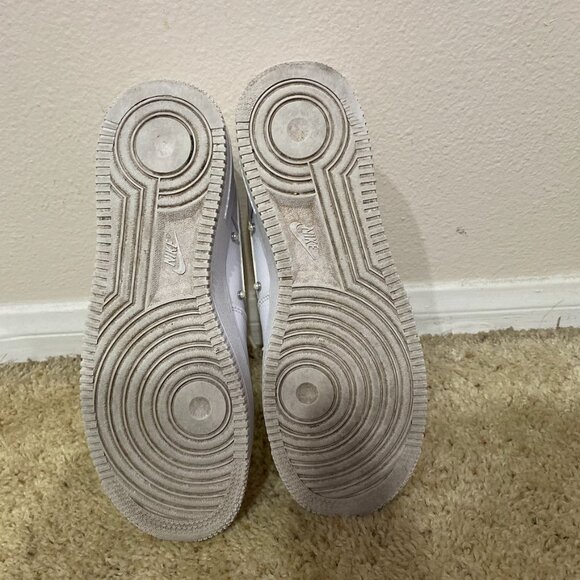 Air Force One with Pearl Detail - Picture 8 of 8